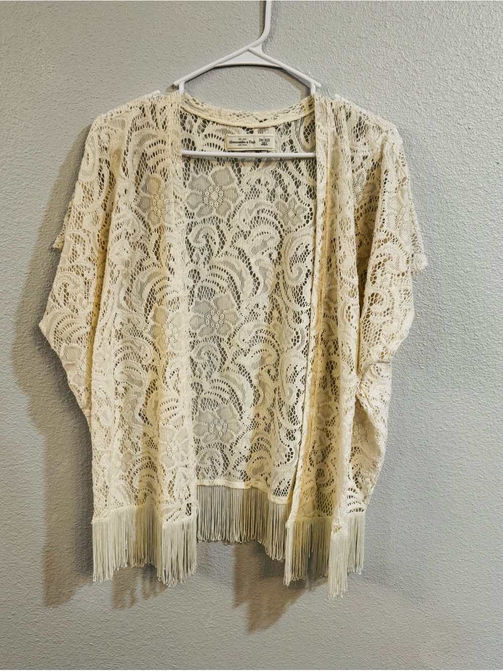 Abercrombie & Fitch Crochet Lace Fringe Kimono - Cream